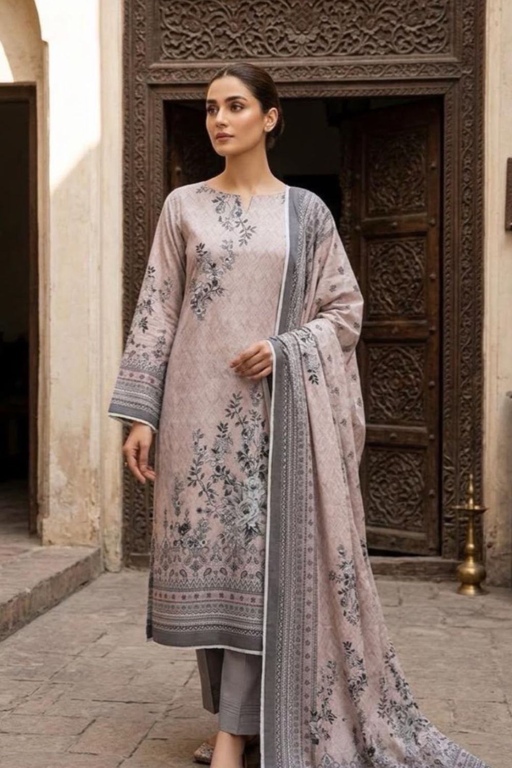US-3PC-1012 - Printed Lawn Suit - Unstitched