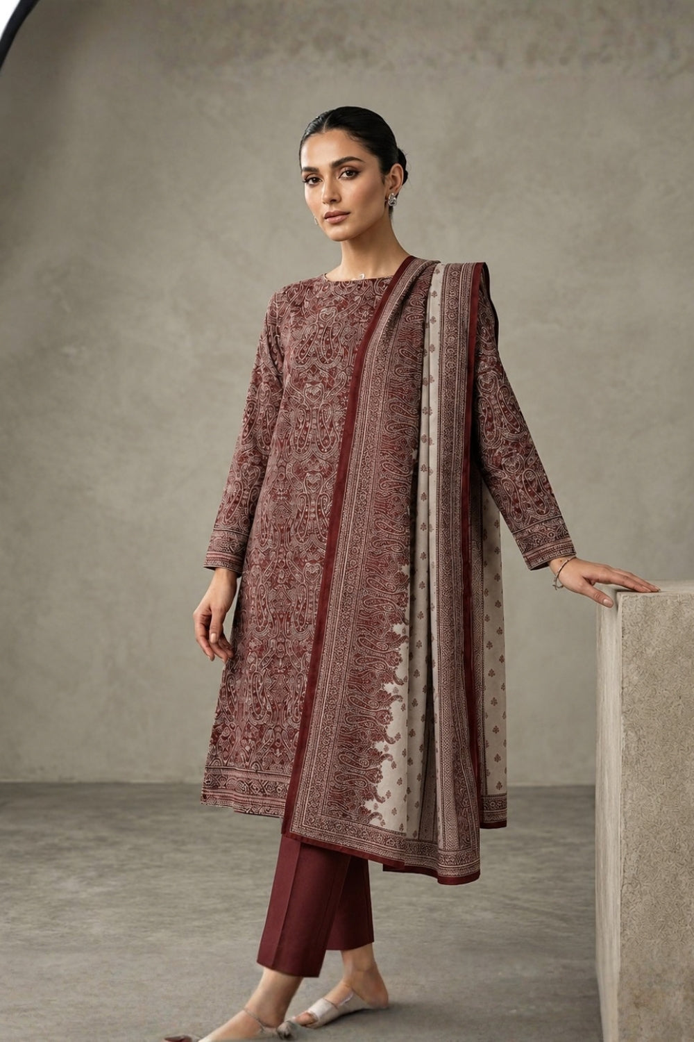 US-3PC-1041 - Cambric Printed Lawn - Unstitched