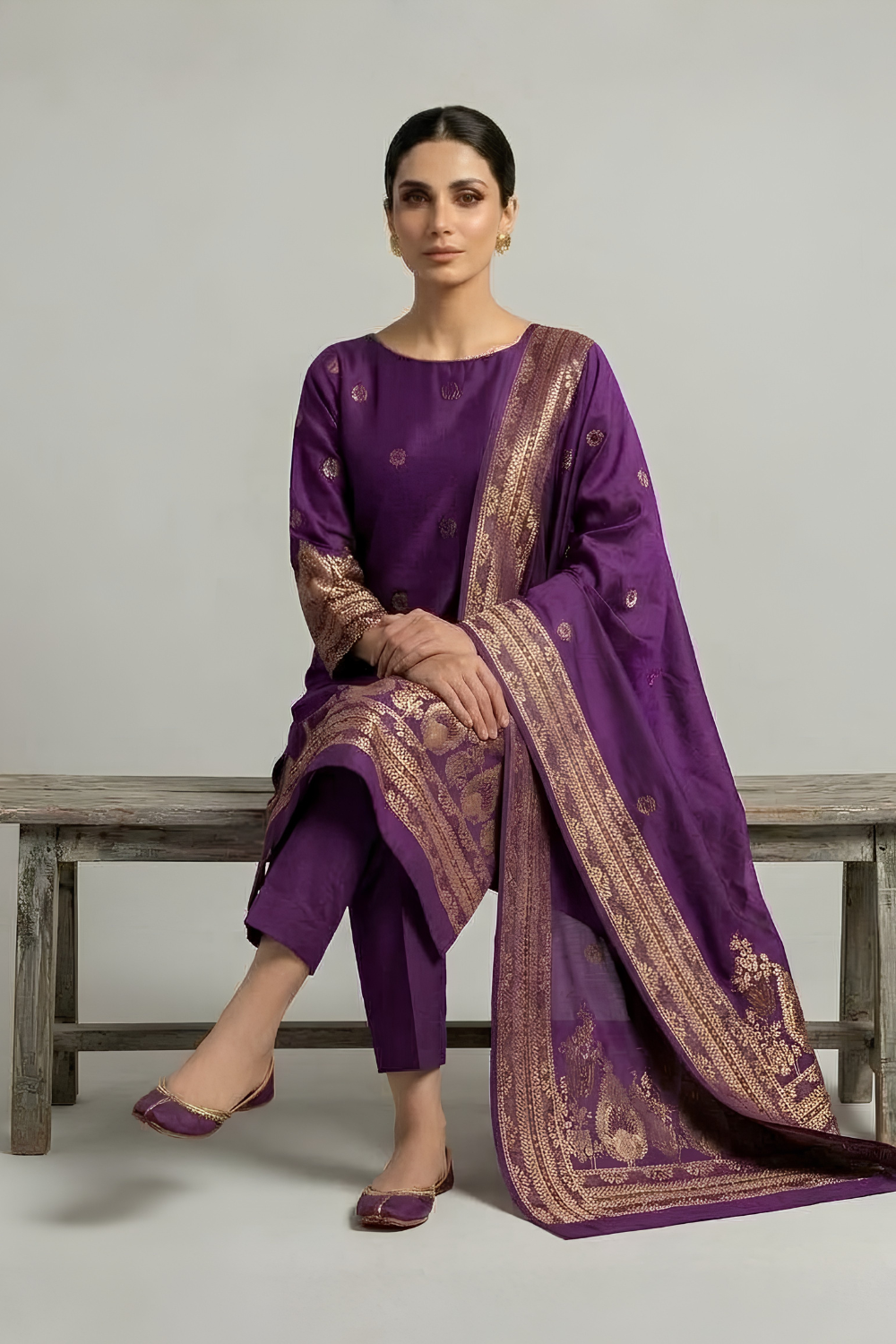 US-3PCS-1052 - Printed Jacquard Suit - Unstitched