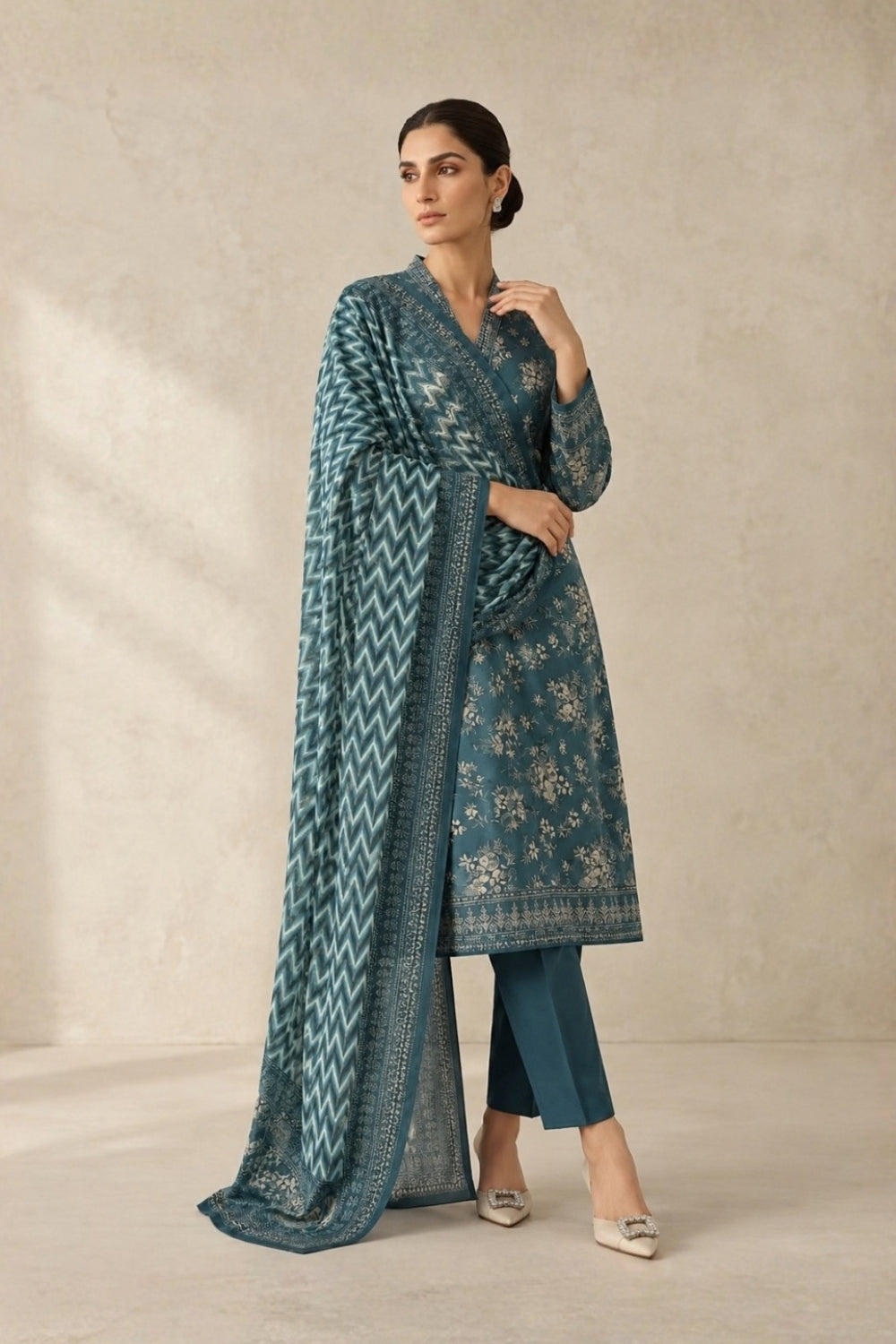 US-3PC-1040 - Cambric Printed Lawn - Unstitched