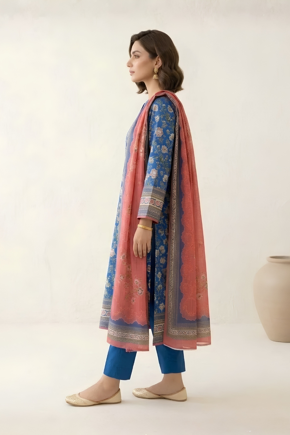 US-3PCS-1054 - Printed Zari Lawn - Unstitched