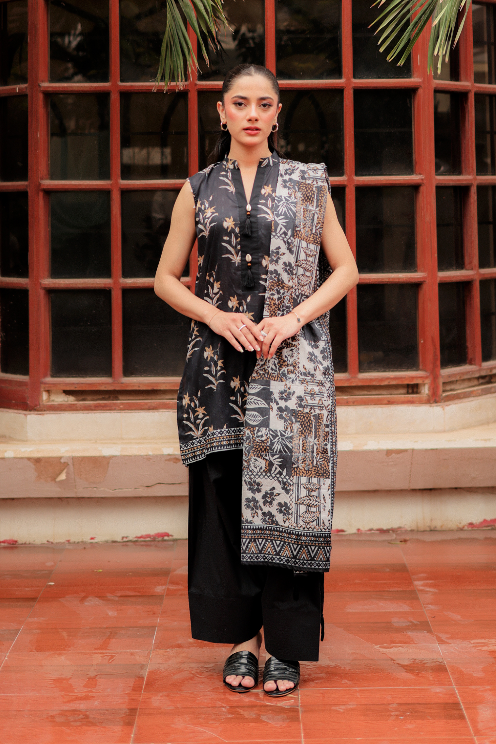 US-3PC-1026 - Printed Lawn Suit - Unstitched