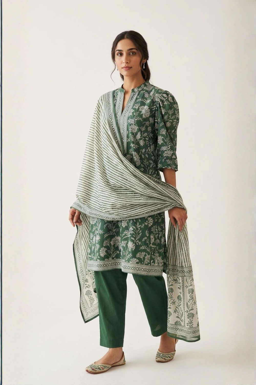 US-3PC-1031 - Printed Lawn Suit - Unstitched